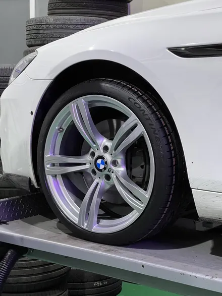 대구 휠복원 대구 휠도색 대구 자동차 휠수리 잘하는 곳 휠플레이[BMW 640 순정 20인치 실버 휠도색 작업입니다.] / 대구 서구 평리동