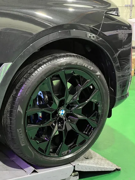 대구 휠복원 대구 휠도색 대구 자동차 휠수리 잘하는 곳 휠플레이 타이어 전문[BMW X7 순정 22인치 블랙유광 휠도색 작업입니다.] / 대구 서구 평리동