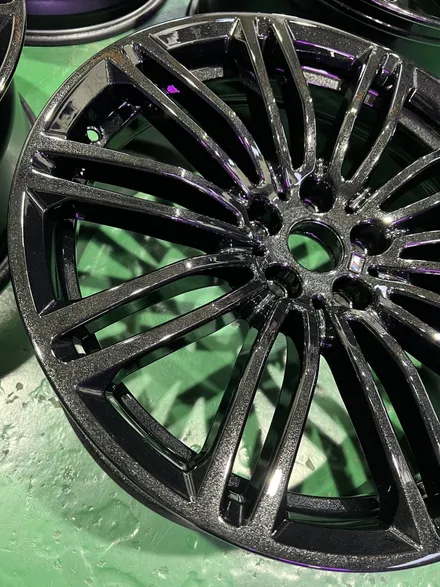 대구 휠복원 대구 휠도색 대구 자동차 휠수리 잘하는 곳 휠플레이 타이어 전문[BMW 5시리즈 순정 19인치 블랙펄유광 휠도색 작업입니다.] / 대구 서구 평리동