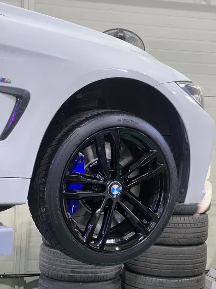 대구 휠복원 대구 휠도색 대구 자동차 휠수리 잘하는 곳 휠플레이 타이어 전문[BMW 4시리즈 순정 19인치 블랙유광 휠도색 작업입니다.] / 대구 서구 평리동