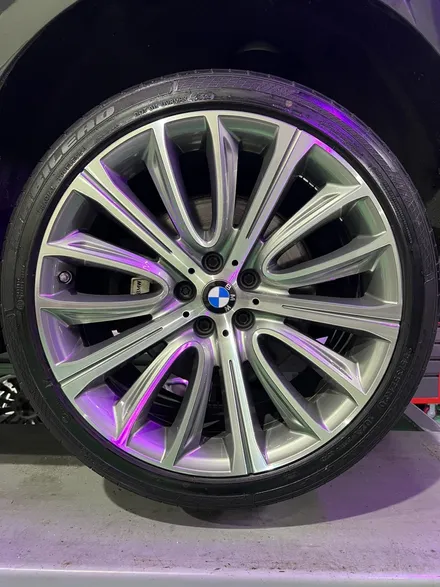 대구 휠복원 대구 휠도색 대구 자동차 휠수리 잘하는 곳 휠플레이 타이어 전문[BMW 7시리즈 순정 20인치 다이아몬드커팅 휠복원 작업입니다.] / 대구 서구 평리동