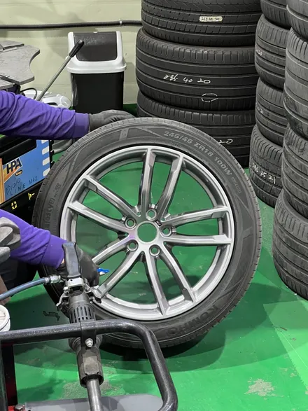대구 휠복원 대구 휠도색 대구 자동차 휠수리 잘하는 곳 휠플레이 타이어 전문[BMW 5시리즈 순정 18인치 휠복원 작업입니다.] / 대구 서구 평리동
