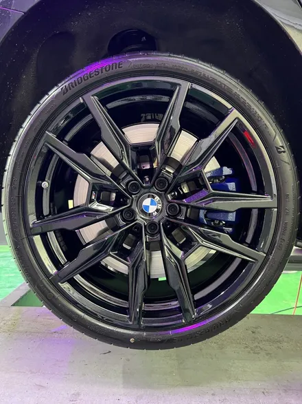 대구 휠복원 대구 휠도색 대구 자동차 휠수리 잘하는 곳 휠플레이 타이어 전문[BMW 850 순정 20인치 블랙펄유광 휠도색 작업입니다.] / 대구 서구 평리동