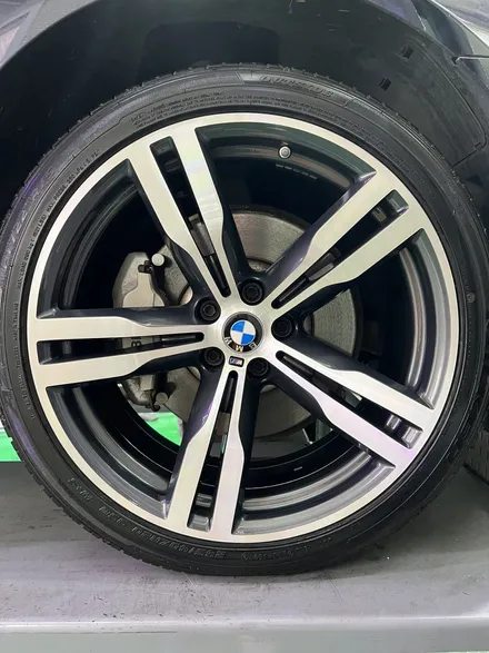 대구 휠복원 대구 휠도색 대구 휠수리 타이어 전문 휠플레이[BMW 7시리즈 순정 20인치 다이아몬드컷팅 휠복원 작업입니다.] / 대구 서구 평리동