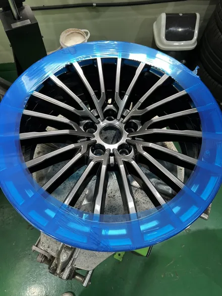 대구 휠복원 대구 휠도색 대구 휠수리 타이어 전문 휠플레이[BMW 7시리즈 순정20인치 고스트크롬 휠도색 작업입니다.] / 대구 서구 평리동