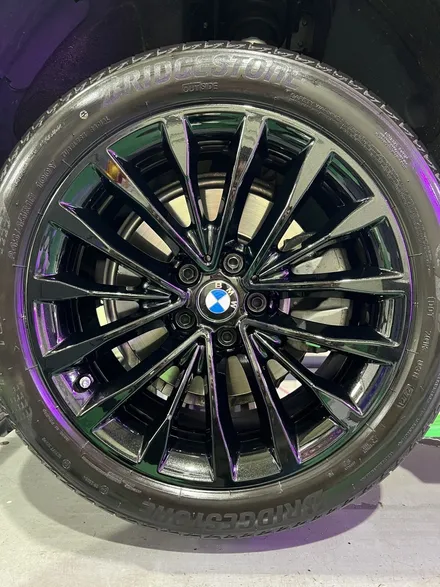 대구 휠복원 대구 휠도색 대구 휠수리 타이어 전문 휠플레이[BMW 5시리즈 순정 18인치 블랙펄유광 휠도색 작업입니다.] / 대구 서구 평리동