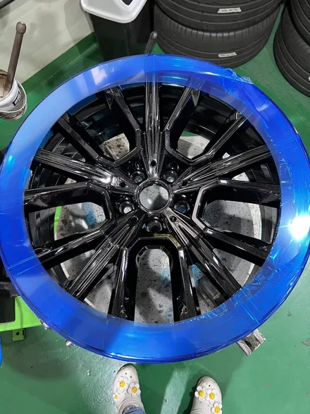대구 휠복원 대구 휠도색 대구 휠수리 타이어 전문 휠플레이[BMW 7시리즈 순정 20인치 블랙펄유광 휠도색 작업입니다.] / 대구 서구 평리동
