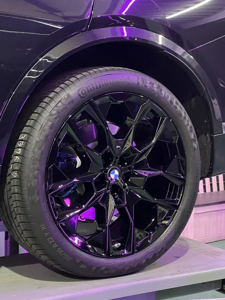 대구 휠복원 대구 휠도색 대구 자동차 휠수리 잘하는 곳 휠플레이[BMW X7 순정 22인치 블랙유광 휠도색 작업입니다.] / 대구 서구 평리동
