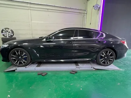 대구 휠복원 대구 휠도색 대구 자동차 휠수리 잘하는 곳 휠플레이 타이어 전문[BMW 850 순정 20인치 블랙펄유광 휠도색 작업입니다.] / 대구 서구 평리동