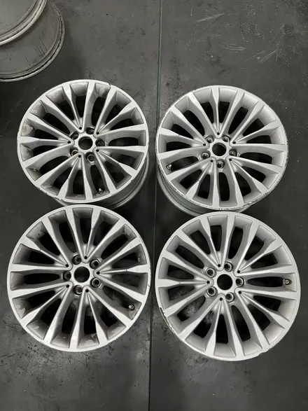 대구 휠복원 대구 휠도색 대구 자동차 휠수리 잘하는 곳 휠플레이 타이어 전문[BMW 5시리즈 순정 18인치 순정 휠복원 작업입니다.] / 대구 서구 평리동