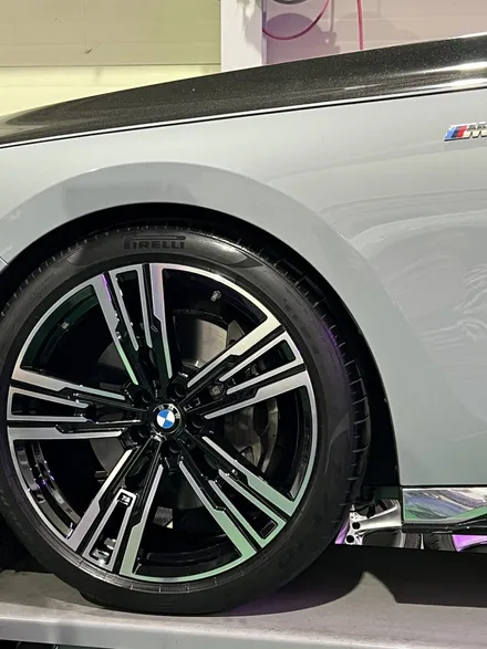 대구 휠복원 대구 휠도색 대구 자동차 휠수리 잘하는 곳 휠플레이 타이어 전문[BMW i7 순정 21인치 다이아몬드커팅 휠복원 작업입니다.] / 대구 서구 평리동