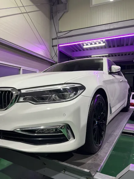 대구 휠복원 대구 휠도색 대구 자동차 휠수리 잘하는 곳 휠플레이 타이어 전문[BMW 5시리즈 순정 18인치 블랙유광 휠도색 작업입니다.] / 대구 서구 평리동