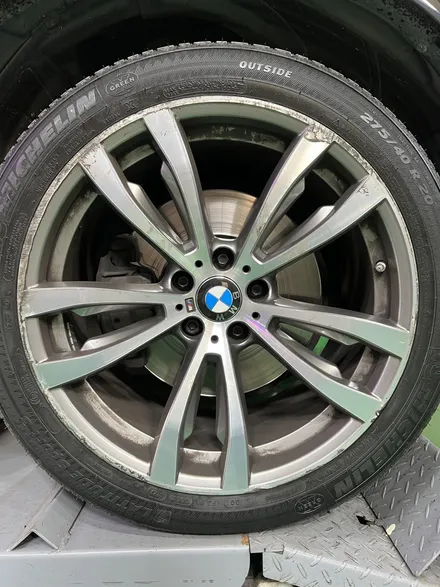 대구 휠복원 대구 휠도색 대구 휠수리 타이어 전문 휠플레이[BMW X5 순정 20인치 다이아몬드컷팅 휠복원 작업입니다.] / 대구 서구 평리동