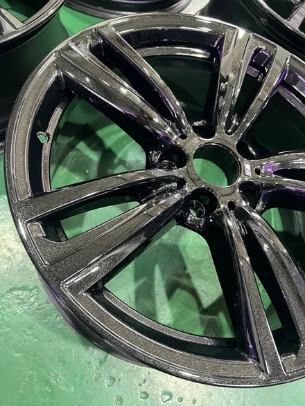 대구 휠복원 대구 휠도색 대구 자동차 휠수리 잘하는 곳 휠플레이 타이어 전문[BMW 4시리즈 순정 19인치 블랙펄유광 휠도색 작업입니다.] / 대구 서구 평리동