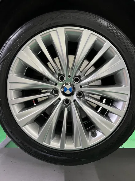 대구 휠복원 대구 휠도색 대구 휠수리 타이어 전문 휠플레이[BMW GT5 순정 19인치 실버 휠도색 작업입니다.] / 대구 서구 평리동