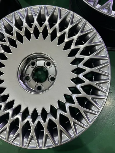 대구 휠복원 대구 휠도색 대구 휠수리 잘하는 곳 휠플레이 타이어 전문 [제네시스 G90 순정 19인치 휠복원 작업입니다.] / 대구 서구 평리동