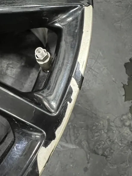 대구 휠복원 대구 휠도색 대구 자동차 휠수리 잘하는 곳 휠플레이 타이어 전문[벤츠 GT43 순정 20인치 블랙유광 휠도색 작업입니다.] / 대구 서구 평리동