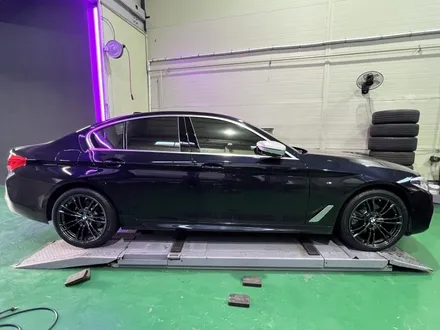 대구 휠복원 대구 휠도색 대구 자동차 휠수리 잘하는 곳 휠플레이 타이어 전문[BMW 5시리즈 순정 19인치 고스트크롬 휠도색 작업입니다.] / 대구 서구 평리동