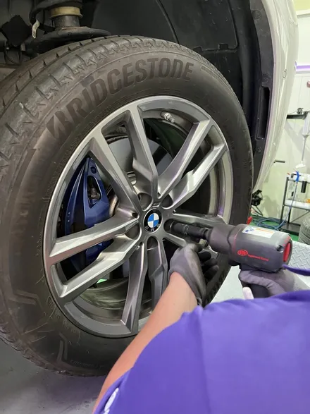대구 휠복원 대구 휠수리 대구 휠도색 타이어 전문샵 휠플레이 [BMW X3 19인치 순정 휠복원 작업입니다.] / 대구 서구 평리동