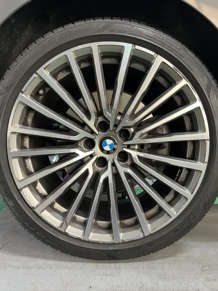 대구 휠복원 대구 휠도색 대구 휠수리 타이어 전문 휠플레이[BMW 7시리즈 순정20인치 고스트크롬 휠도색 작업입니다.] / 대구 서구 평리동