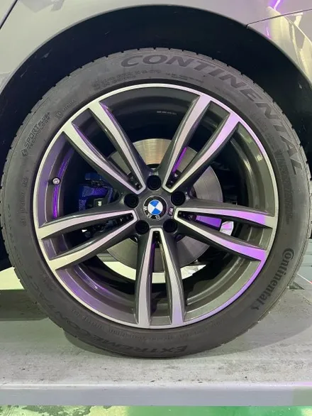 대구 휠복원 대구 휠도색 대구 휠수리 잘하는 곳 휠플레이 타이어 전문[BMW 6GT 순정 19인치 블랙유광 휠도색 작업입니다.] / 대구 서구 평리동