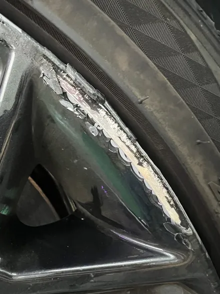 대구 휠복원 대구 휠도색 대구 자동차 휠수리 잘하는곳 휠플레이 타이어 전문[기아 스팅어 순정 19인치 휠복원 작업입니다.] / 대구 서구 평리동