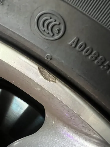 대구 휠복원 대구 휠도색 대구 자동차 휠수리 잘하는 곳 휠플레이 타이어 전문[랜드로버 레인지로버 스포츠 순정 21인치 다이아몬드커팅 휠복원 작업입니다.] / 대구 서구 평리동