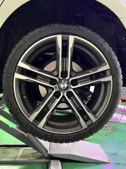 대구 휠복원 대구 휠도색 대구 자동차 휠수리 잘하는 곳 휠플레이 타이어 전문[BMW 218 순정 18인치 블랙유광 휠도색 작업입니다.] 대구 휠복원 성지 / 대구 서구 평리동