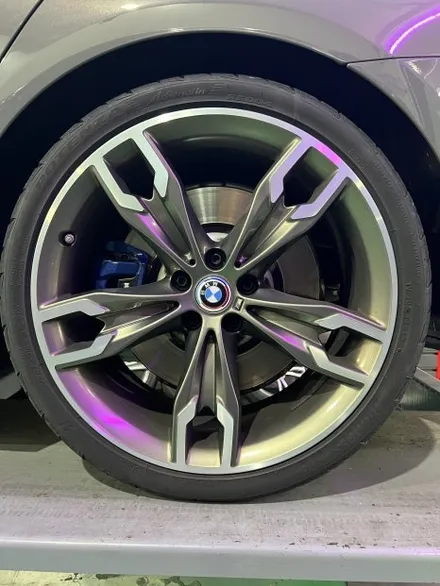 대구 휠복원 대구 휠도색 전문 휠플레이[BMW 5시리즈 G30 순정 19인치 블랙유광 휠도색 작업입니다.] / 대구 서구 평리동