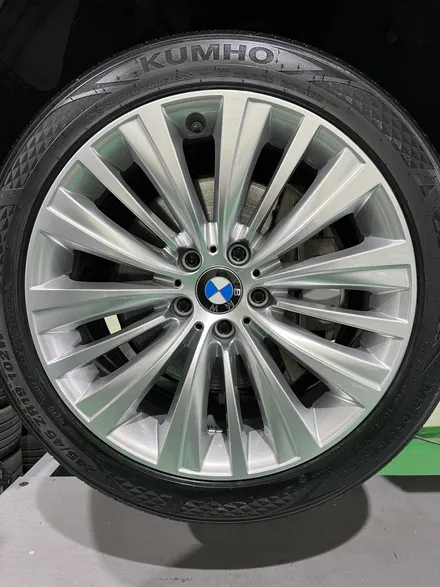 대구 휠복원 대구 휠도색 대구 휠수리 타이어 전문 휠플레이[BMW GT5 순정 19인치 실버 휠도색 작업입니다.] / 대구 서구 평리동