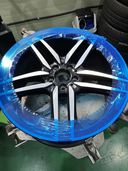 대구 휠복원 대구 휠도색 대구 휠수리 타이어 전문 휠플레이[벤츠 E63 AMG 순정 20인치 다이아몬드컷팅 휠복원 작업입니다.] / 대구 서구 평리동
