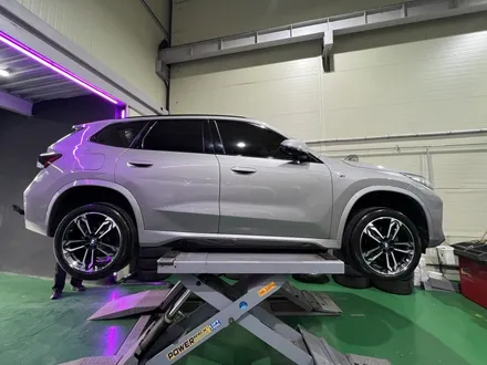 대구 휠복원 대구 휠도색 대구 자동차 휠수리 잘하는 곳 휠플레이 타이어 전문[BMW X1 순정 19인치 다이아몬드 커팅 휠복원 작업입니다.] / 대구 서구 평리동