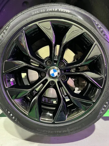 대구 휠복원 대구 휠도색 대구 휠수리 타이어 전문 휠플레이[BMW X4 순정 19인치 블랙펄유광 휠도색 작업 입니다.] / 대구 서구 평리동