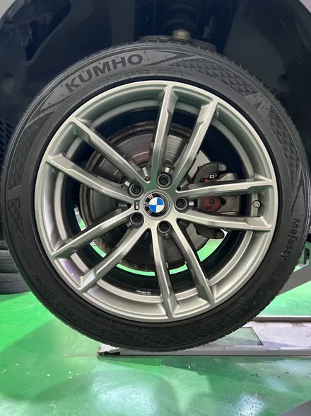 대구 휠복원 대구 휠도색 대구 자동차 휠수리 잘하는 곳 휠플레이 타이어 전문[BMW 5시리즈 순정 18인치 휠복원 작업입니다.] / 대구 서구 평리동