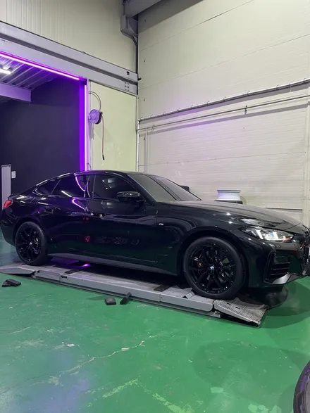 대구 휠복원 대구 휠도색 대구 자동차 휠수리 잘하는 곳 휠플레이 타이어 전문[BMW 4시리즈 G22 19인치 블랙유광 휠도색 작업입니다.] / 대구 서구 평리동