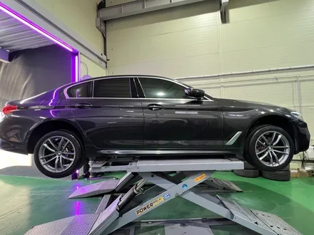 대구 휠복원 대구 휠도색 대구 자동차 휠수리 잘하는 곳 휠플레이 타이어 전문[BMW 5시리즈 순정 18인치 휠복원 작업입니다.] / 대구 서구 평리동