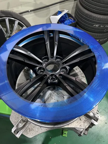 대구 휠복원 대구 휠도색 대구 자동차 휠수리 잘하는 곳 휠플레이 타이어 전문[BMW 4시리즈 순정 19인치 블랙반무광 매트블랙 휠도색 작업입니다.] / 대구 서구 평리동