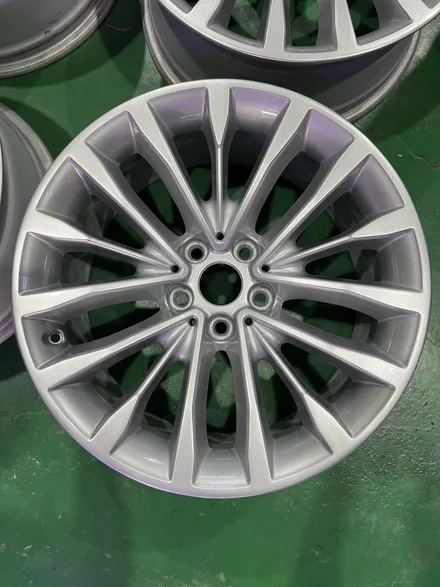 대구 휠복원 대구 휠도색 대구 자동차 휠수리 잘하는 곳 휠플레이 타이어 전문[BMW 5시리즈 순정 18인치 순정 휠복원 작업입니다.] / 대구 서구 평리동