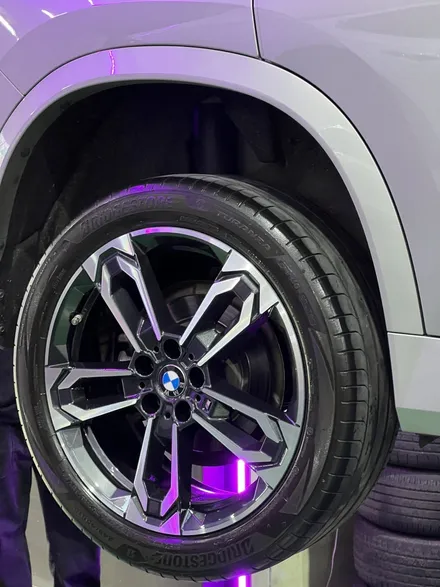 대구 휠복원 대구 휠도색 대구 자동차 휠수리 잘하는 곳 휠플레이 타이어 전문[BMW X1 순정 19인치 다이아몬드 커팅 휠복원 작업입니다.] / 대구 서구 평리동