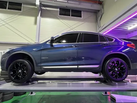 대구 휠복원 대구 휠도색 대구 휠수리 타이어 전문 휠플레이[BMW X4 순정 19인치 블랙펄유광 휠도색 작업 입니다.] / 대구 서구 평리동