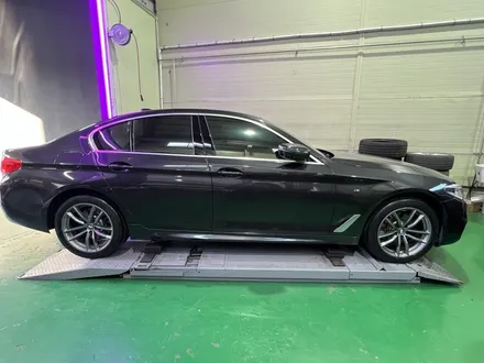 대구 휠복원 대구 휠도색 대구 자동차 휠수리 잘하는 곳 휠플레이 타이어 전문[BMW 5시리즈 순정 18인치 휠복원 작업입니다.] / 대구 서구 평리동
