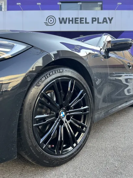 대구 휠복원 대구 휠도색 대구 자동차 휠수리 잘하는 곳 휠플레이[BMW 3시리즈 순정 18인치 블랙펄유광 휠도색 작업입니다.] / 대구 서구 평리동