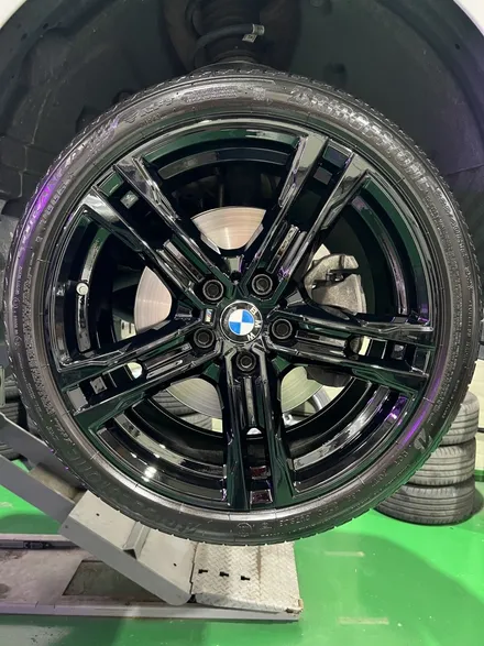 대구 휠복원 대구 휠도색 대구 자동차 휠수리 잘하는 곳 휠플레이 타이어 전문[BMW 218 순정 18인치 블랙유광 휠도색 작업입니다.] 대구 휠복원 성지 / 대구 서구 평리동