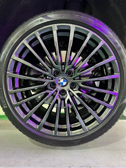 대구 휠복원 대구 휠도색 대구 휠수리 타이어 전문 휠플레이[BMW 7시리즈 순정20인치 고스트크롬 휠도색 작업입니다.] / 대구 서구 평리동