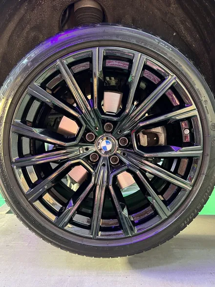 대구 휠복원 대구 휠도색 대구 휠수리 타이어 전문 휠플레이[BMW 7시리즈 순정 20인치 블랙펄유광 휠도색 작업입니다.] / 대구 서구 평리동