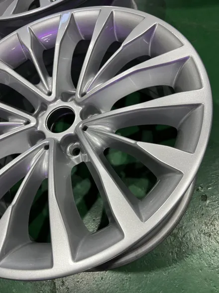 대구 휠복원 대구 휠도색 대구 자동차 휠수리 잘하는 곳 휠플레이 타이어 전문[BMW 5시리즈 순정 18인치 순정 휠복원 작업입니다.] / 대구 서구 평리동