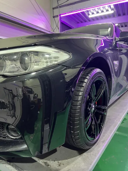 대구 휠복원 대구 휠도색 대구 자동차 휠수리 잘하는 곳 휠플레이 타이어 전문[BMW 3시리즈 순정 19인치 블랙유광 휠도색 작업입니다.] / 대구 서구 평리동
