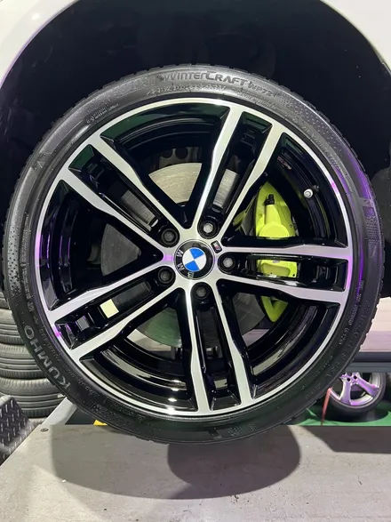 대구 휠복원 대구 휠도색 대구 자동차 휠수리 잘하는 곳 휠플레이 타이어 전문[BMW 440 순정 19인치 블랙커팅 커스텀 작업 입니다.] 대구 휠복원 성지 / 대구 서구 평리동