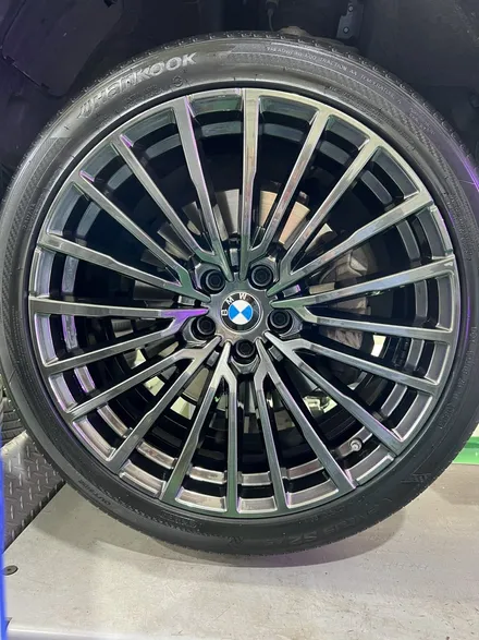 대구 휠복원 대구 휠도색 대구 휠수리 타이어 전문 휠플레이[BMW 7시리즈 순정20인치 고스트크롬 휠도색 작업입니다.] / 대구 서구 평리동