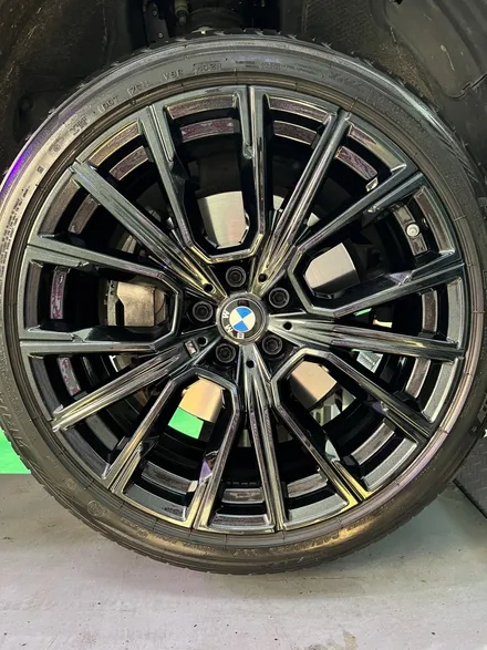 대구 휠복원 대구 휠도색 대구 휠수리 타이어 전문 휠플레이[BMW 7시리즈 순정 20인치 블랙펄유광 휠도색 작업입니다.] / 대구 서구 평리동
